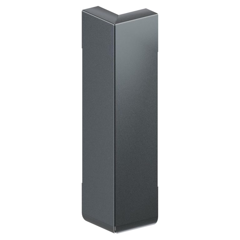 Steel outer fascia corner